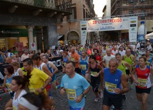 Corritreviso 2014_il gruppo in partenza_b