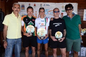 I primi tre classificati Cenedese Franzese e Guidetti in mezzo agli organizzatori Costantino Crisafulli e Francesco Cut__