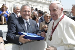 Papa Francesco con Enrico Catrucci