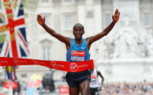 Eliud Kipchoge of Kenya wins the Men's race in the 35th London Marathon, Sunday, April 26, 2015. (AP Photo/Kirsty Wigglesworth)