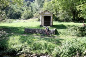 69fb1f5d-1f39-4282-826d-eefa2a3fd91b